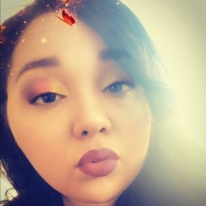 Meet your Posher, Jasmine